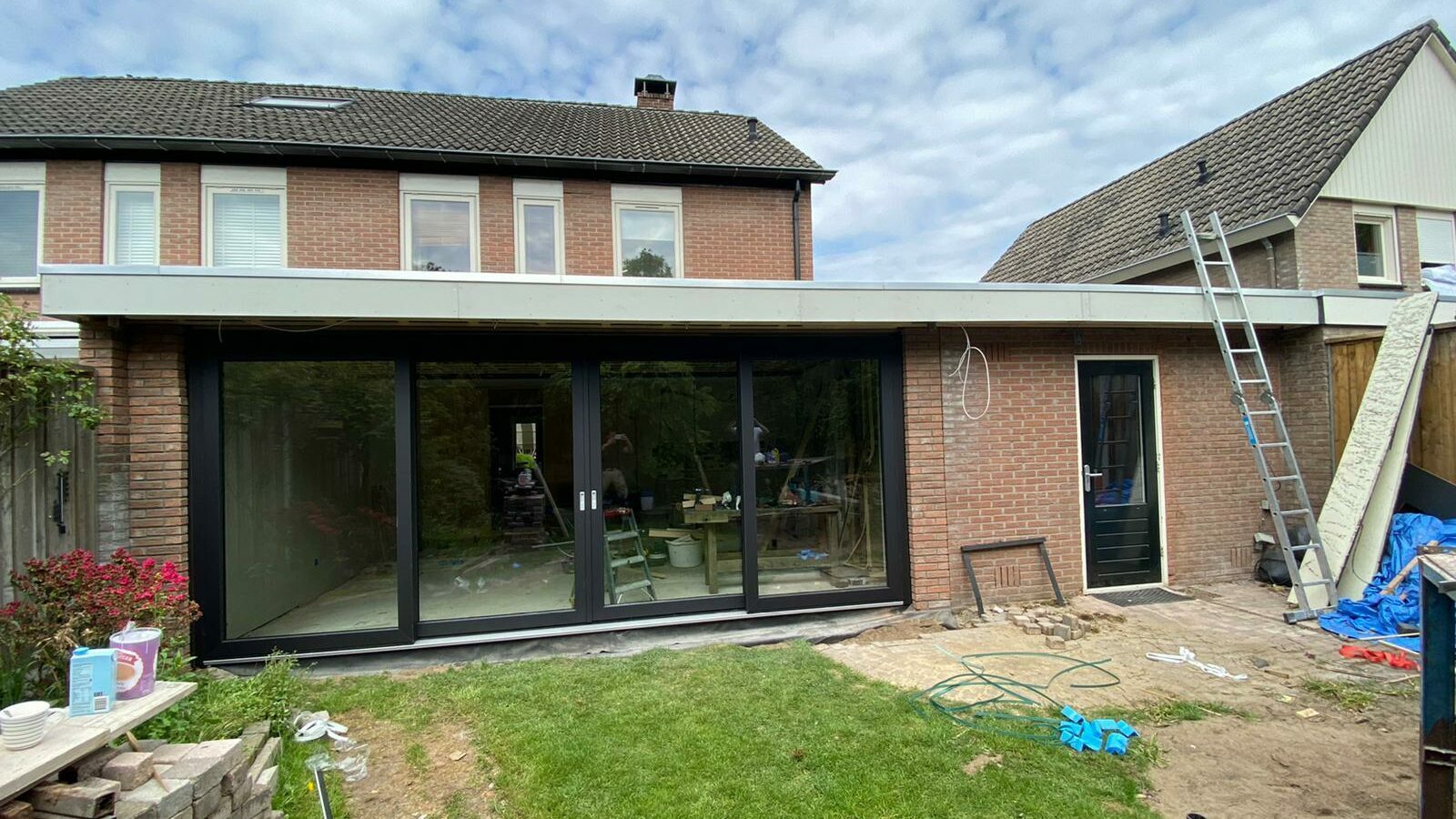 Werkelijke aanzicht van buiten